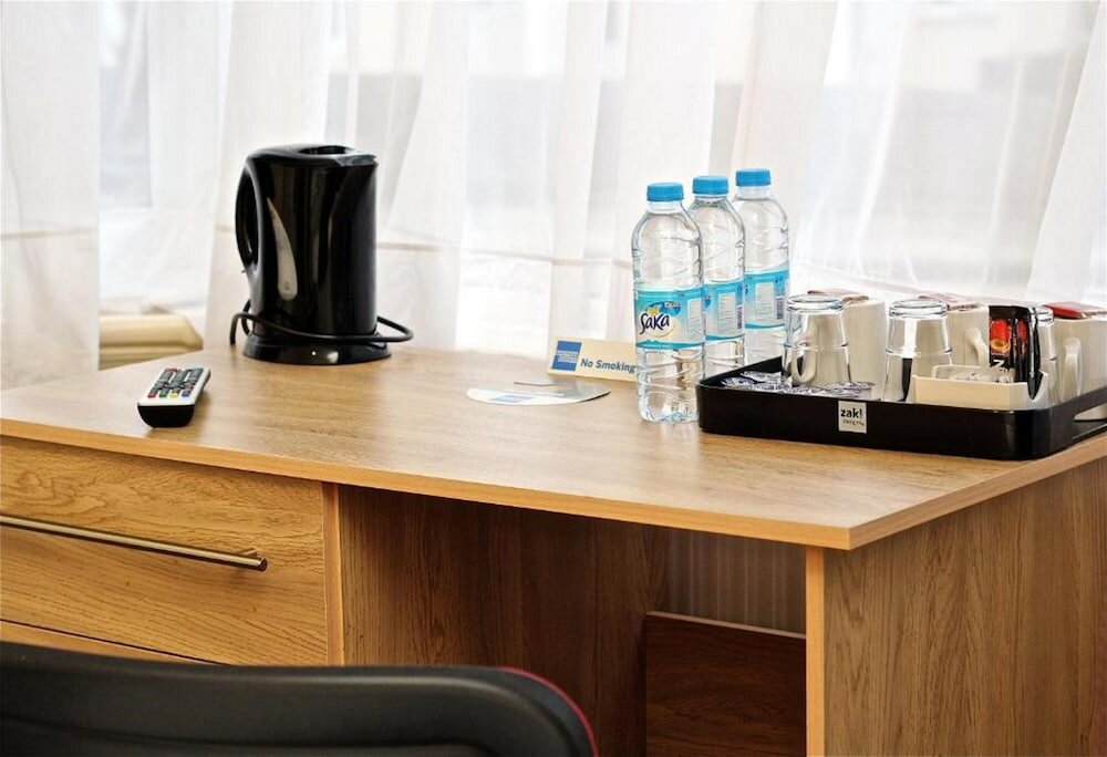 Фото Oyo Central Hotel Golders Green