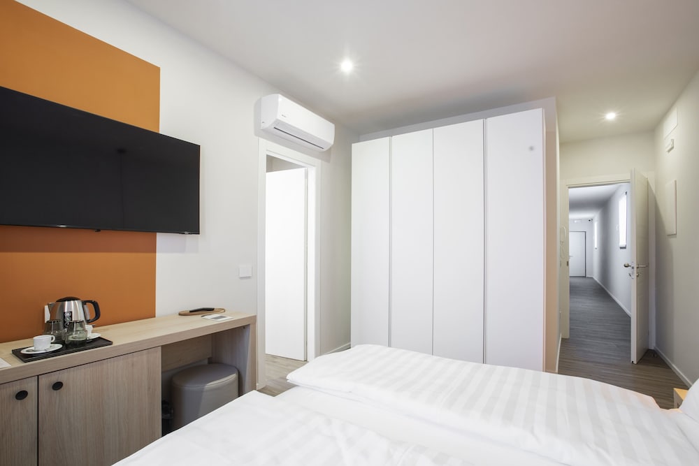 Фото Ah Villaglori Boutique Apartments