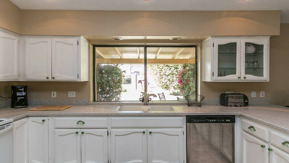 Фото North Phoenix 6 Bedroom With Guest House & Pool!