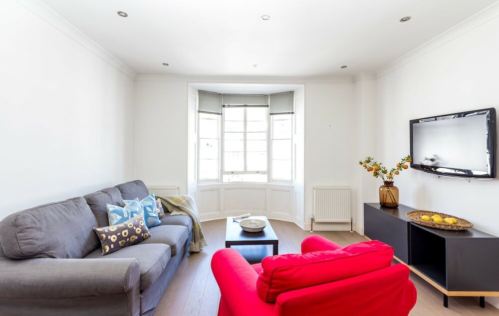 Фото Gloucester Terrace by Lime Street