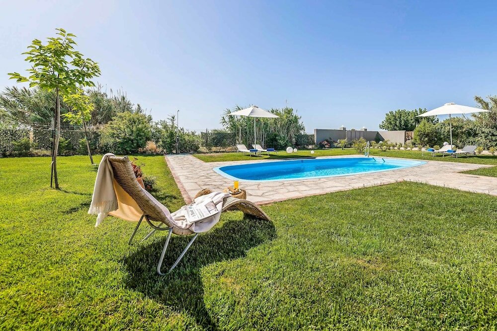 Фото Afantou Beach Villa