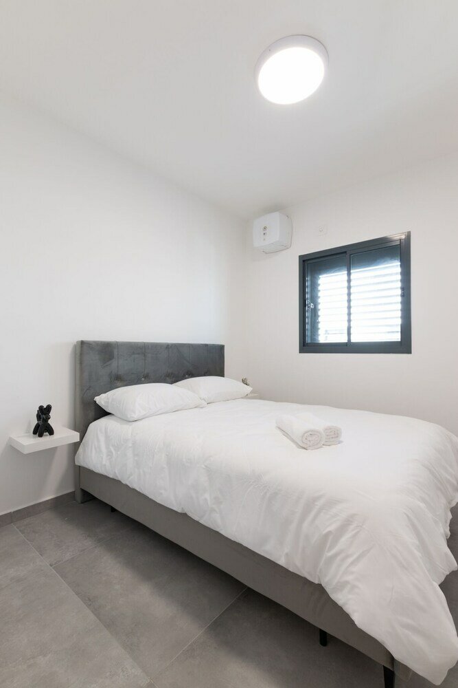Фото Luxury Apt 3 Br New Tower Parking