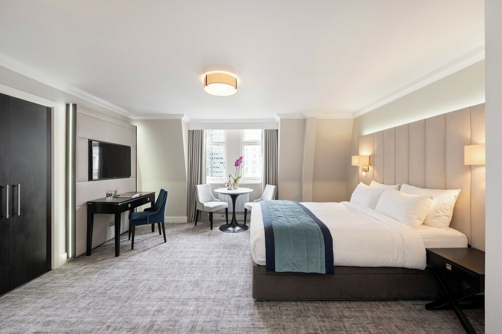 Фото Tower Residences by Blue Orchid