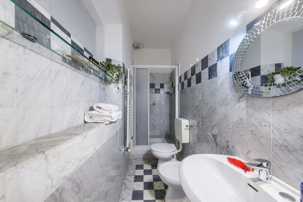 Фото La Rondinella