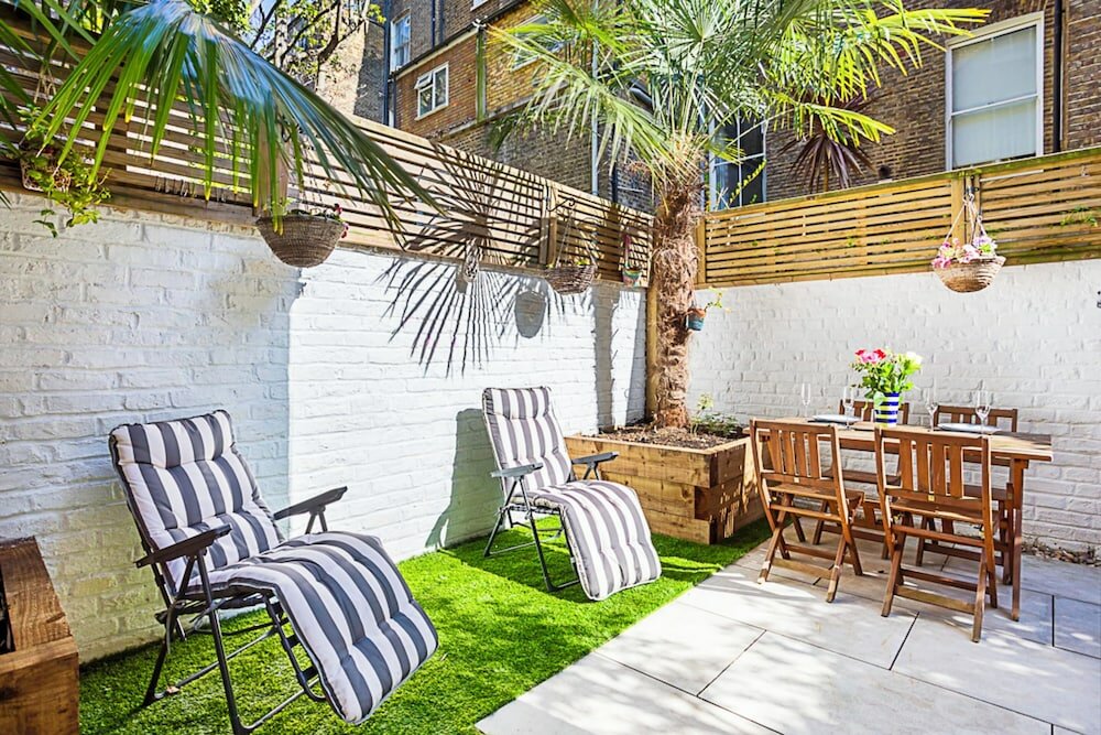 Фото Luxurious Victorian Home