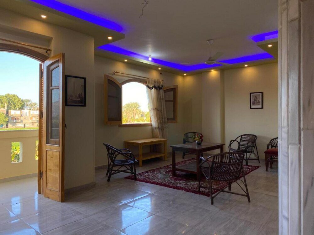 Фото Elsanosy Family Guest House - Luxor