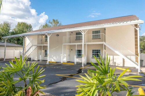 Гостиница Saint Joseph Suites Down Town Tampa в Тампе