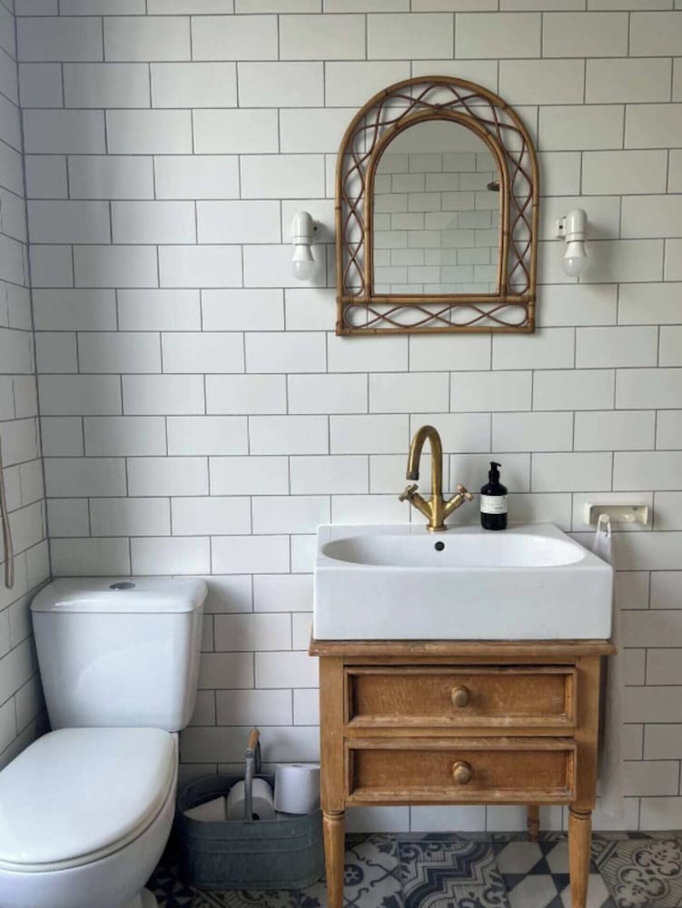 Фото Lovely 3bd Victorian Townhouse W/garden - Brixton!