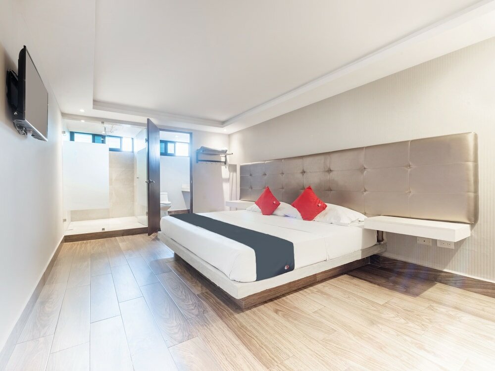 Фото Capital O 202