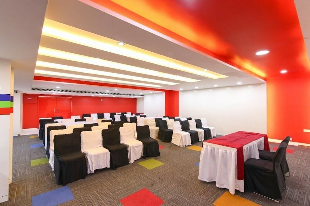 Фото Icon Select by Bhagini