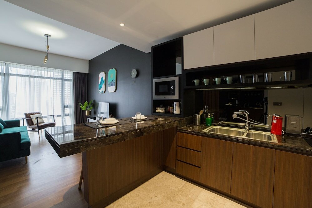 Фото Anggun Residence by Sleepy Bear