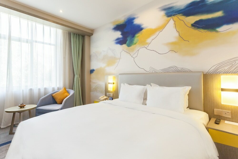 Фото Holiday Inn Express Lhasa Potala Palace, an Ihg Hotel