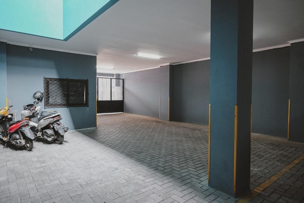 Фото RedDoorz near Rsud Koja