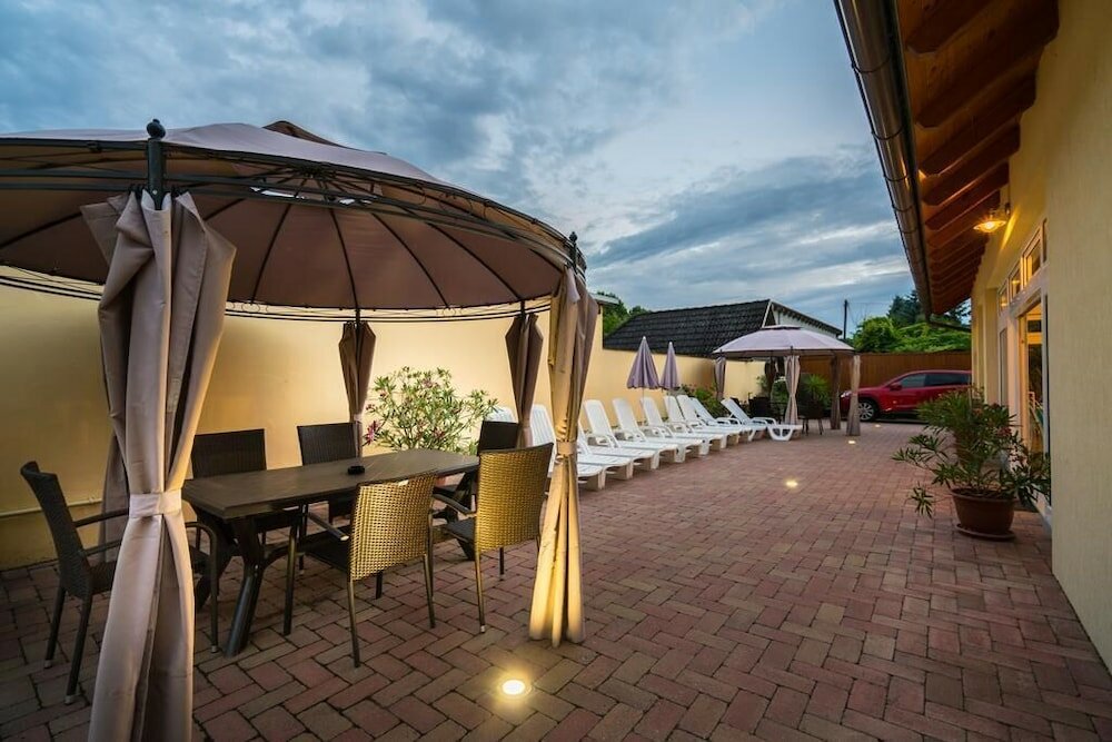 Фото Balaton Colors Beach Hotel