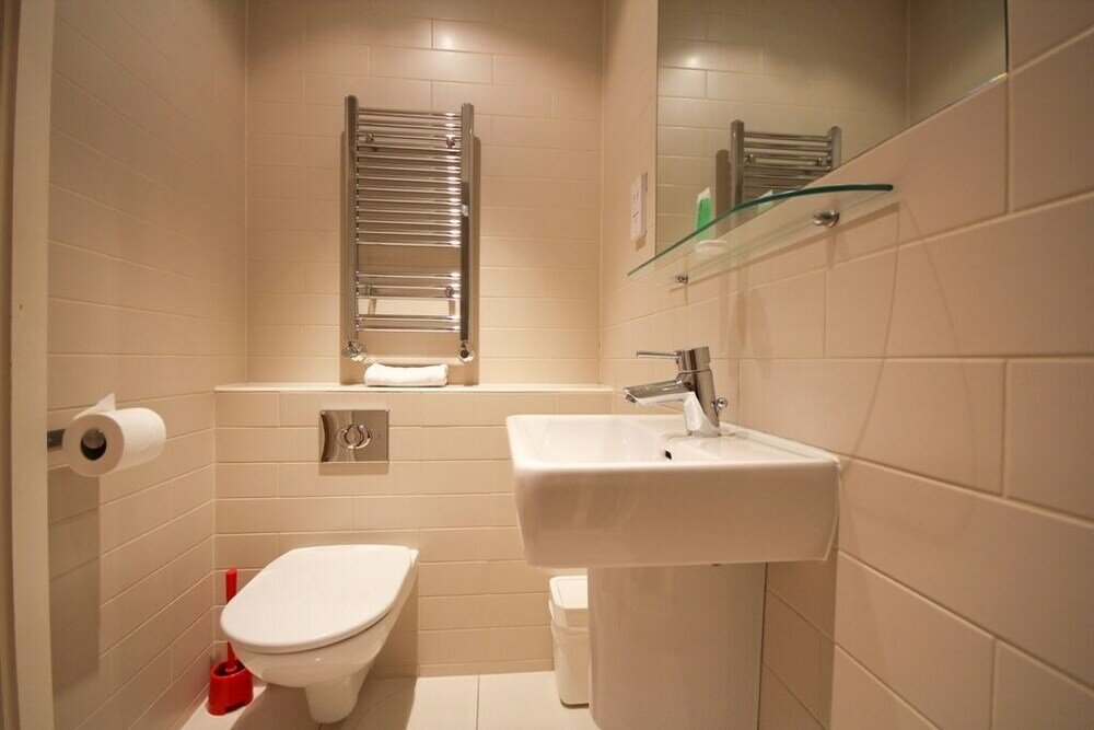 Фото St James House Serviced Apartments