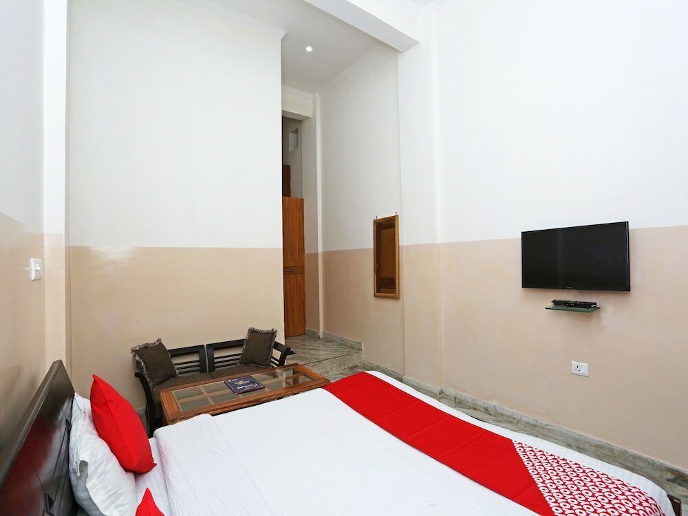 Фото Oyo 19638 Hotel Jay Continental