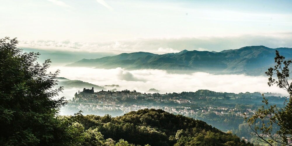 Фото B & B in Barga breakfast included