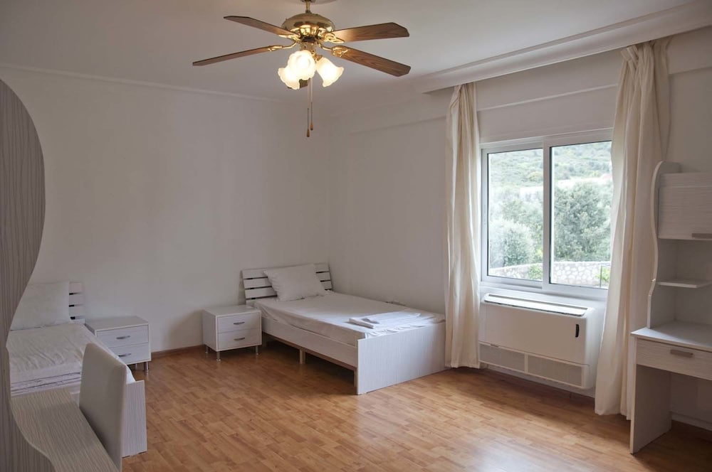 Фото Villa Olivia by Amy Villas