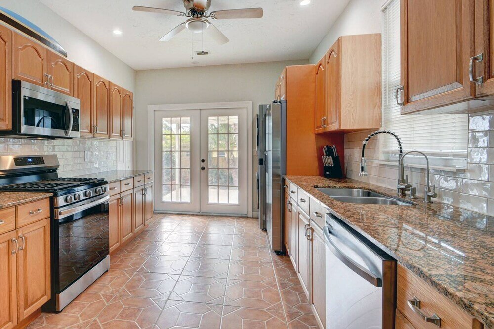 Фото Sunset Home West Palm Beach/close to Downtown Shops Pet Friendly