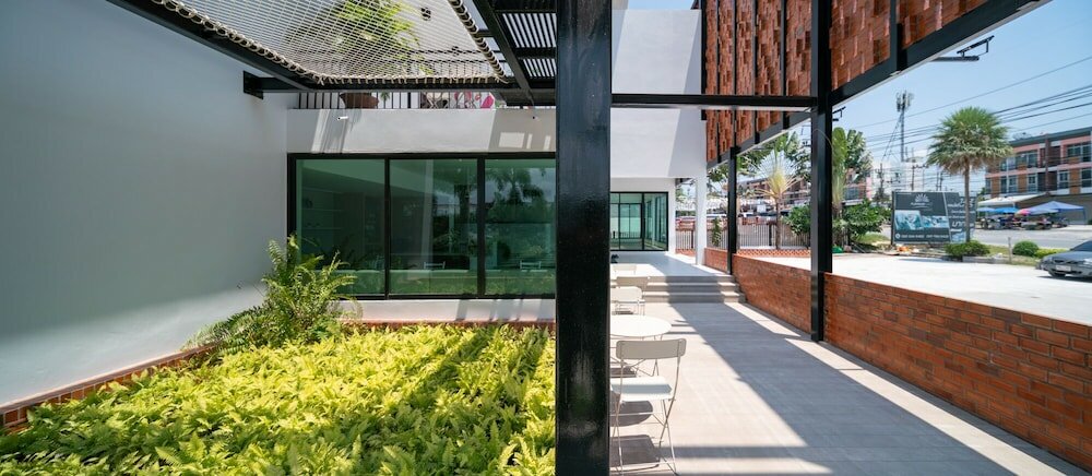 Фото Platinum Hotel