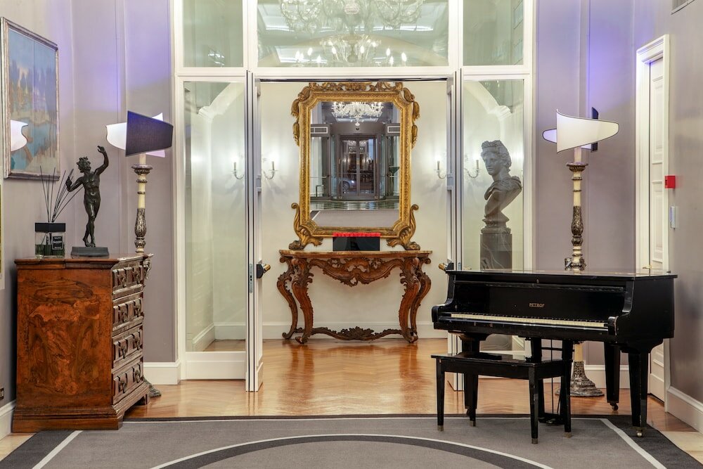 Фото Hotel Savoy