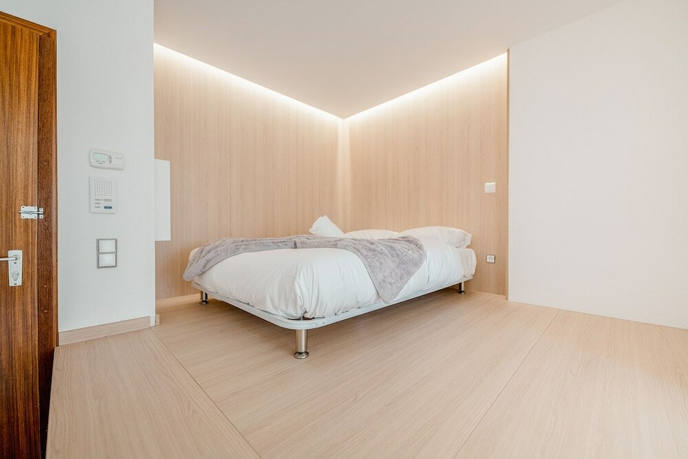 Фото Stylish Minimalism in Kirchberg