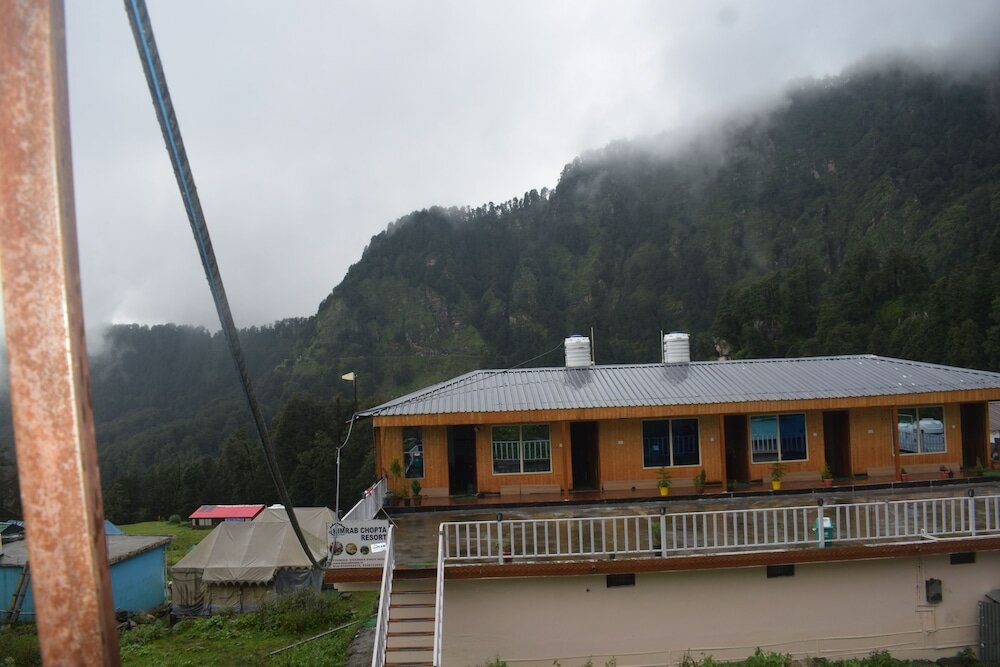 Фото Chopta Himrab Resort