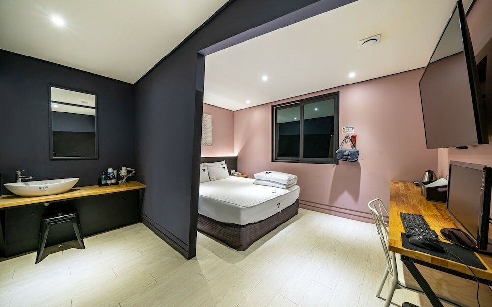 Фото Busan Umgung Hotel Roda