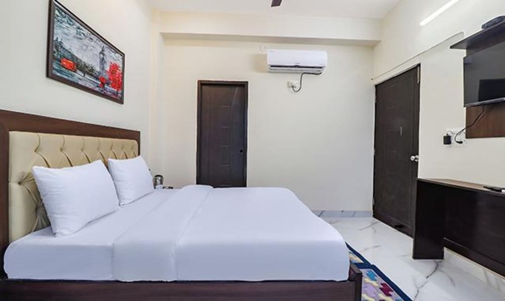 Фото Fabhotel Maira Heights