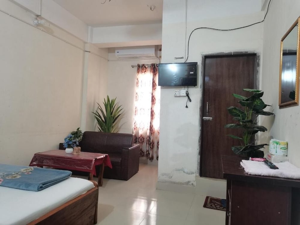 Фото Hotel Labbaik Farmgate