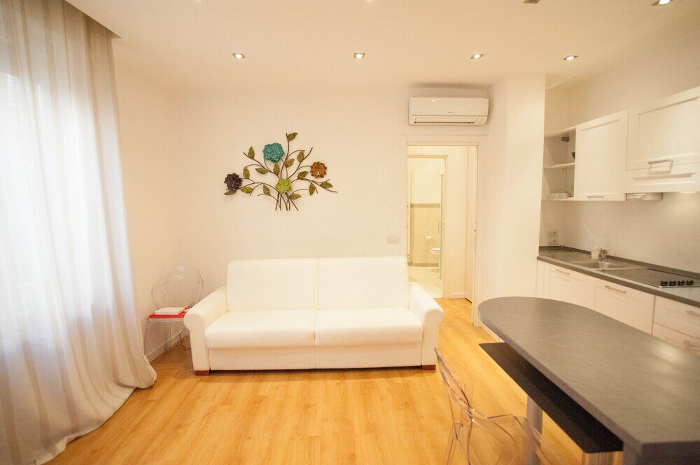 Фото Arena by side