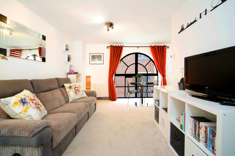 Фото Altido Splendid 1 Bedroom Flat near St. Paul's Cathedral