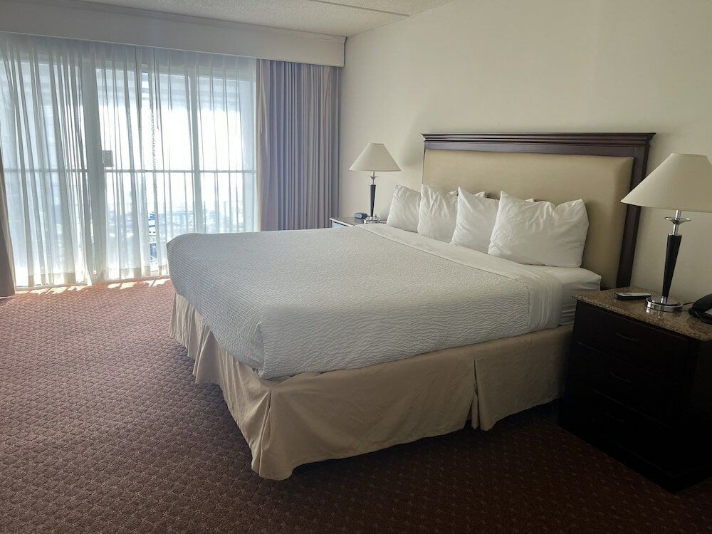 Фото Princess Royale Oceanfront Resort