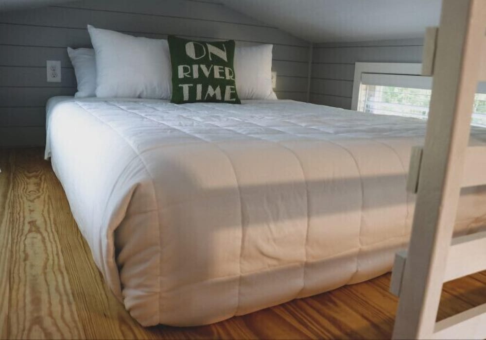 Фото River & Twine