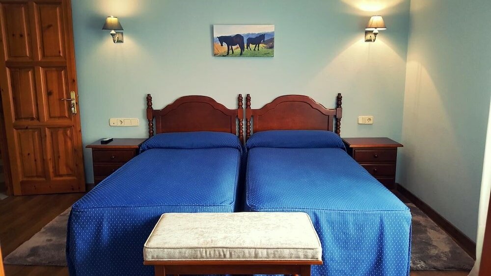 Фото Hotel La Rivera