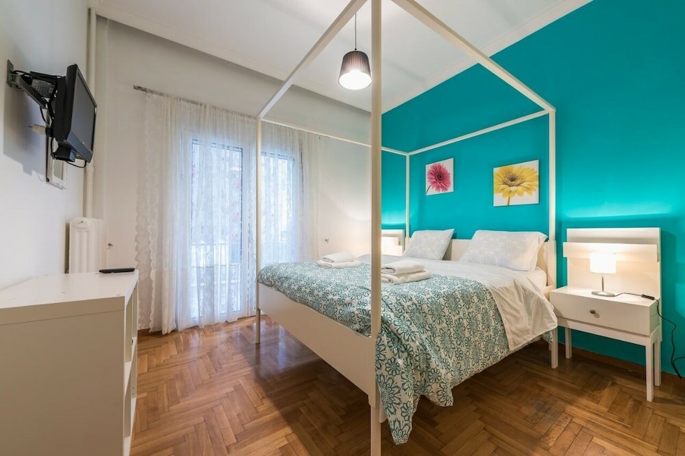 Фото Pagkrati 2 bedroom apartment for 4 persons