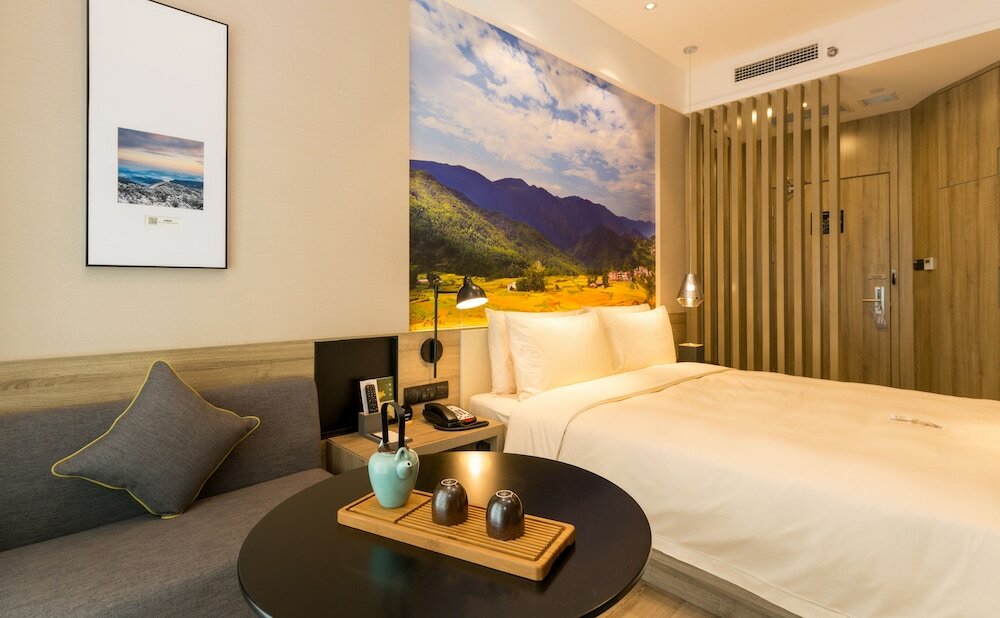 Фото Atour Hotel Hongyadong Riverside Chongqing