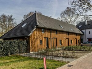 Гостиница Holiday Home, Hottub & Sauna, 4 km From Maastricht