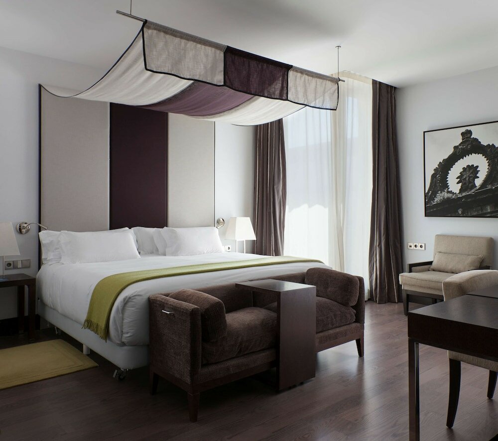 Фото Nh Collection Santiago de Compostela