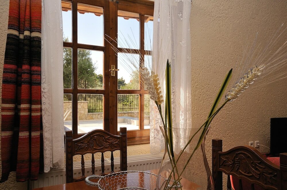 Фото Family Maisonette with Pool near Beach