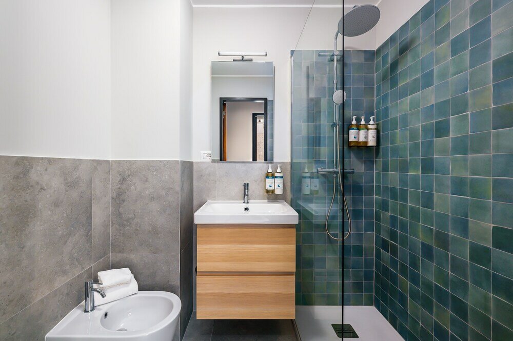 Фото Milan Adore