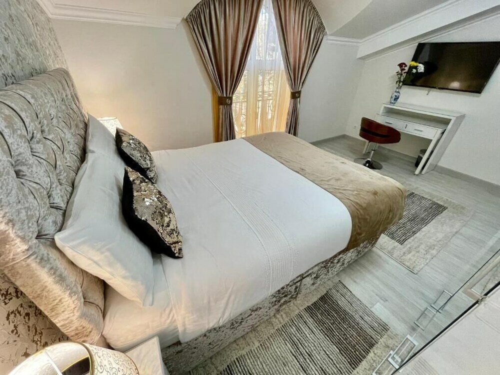 Фото Premier City Apart Hotel Chisinau