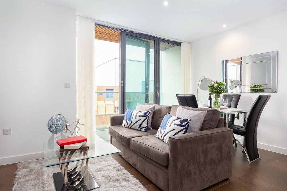 Фото Premium One bedroom apartment City Road Basin