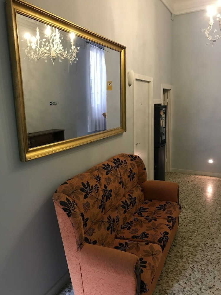 Фото Hostal Apolo XI