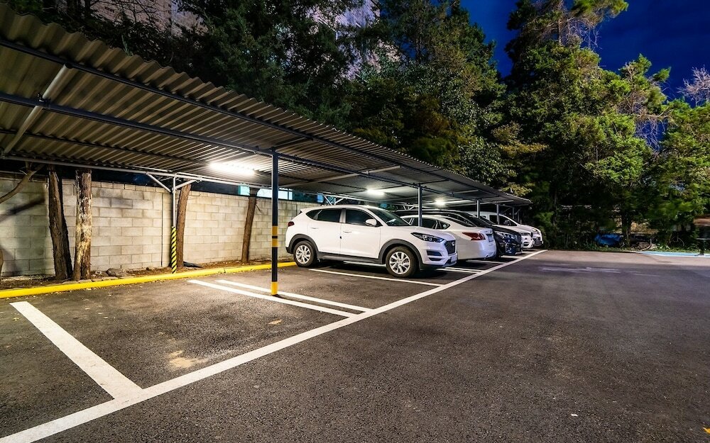 Фото Yongin Soseol Smith Hotel