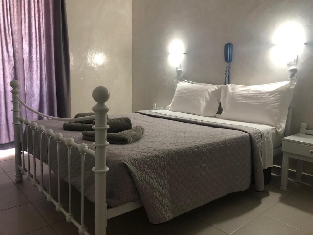 Фото Sunrise Hotel