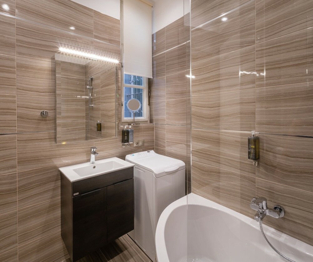 Фото Mordecai Twelve Apartments by Adrez Living