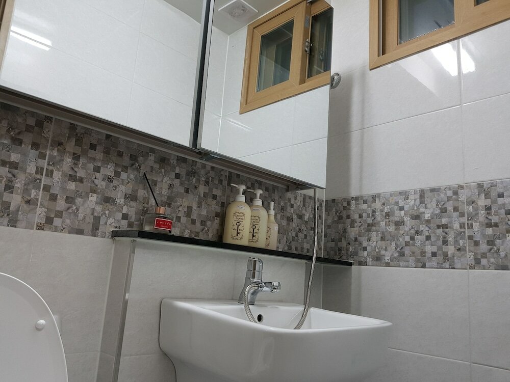 Фото Buzz Guest House - Hostel