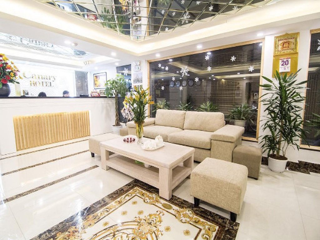 Фото Canary Hotel & Apartment