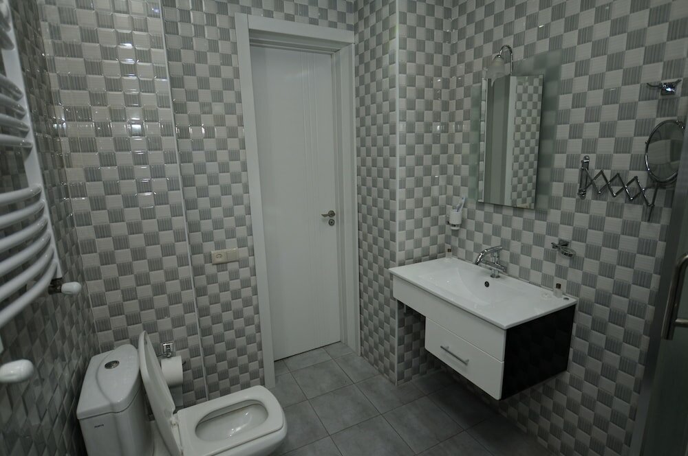 Фото White House Hotel